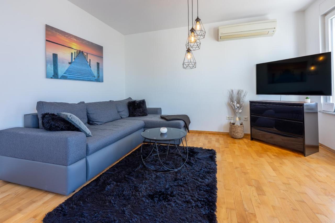 Marie Apartment ซริกเวนิซา ภายนอก รูปภาพ